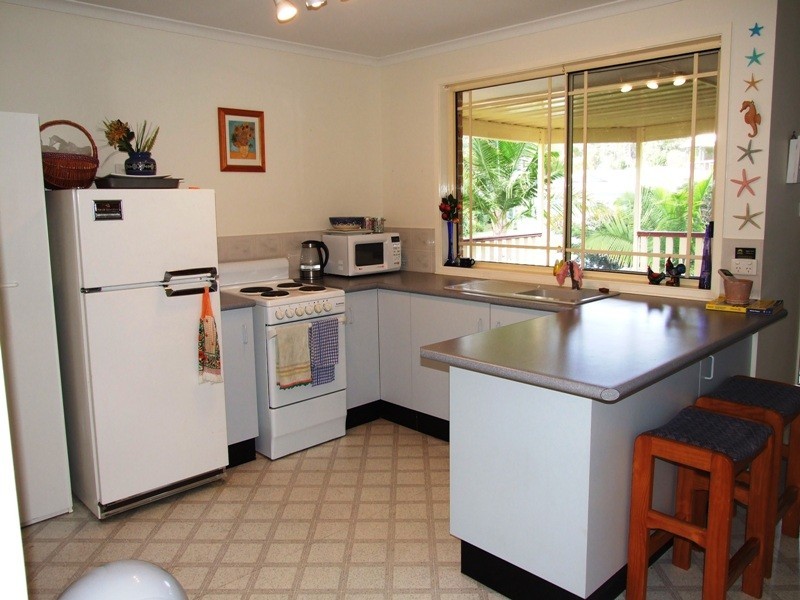 5 Hoylake Grove, Conjola Park NSW 2539