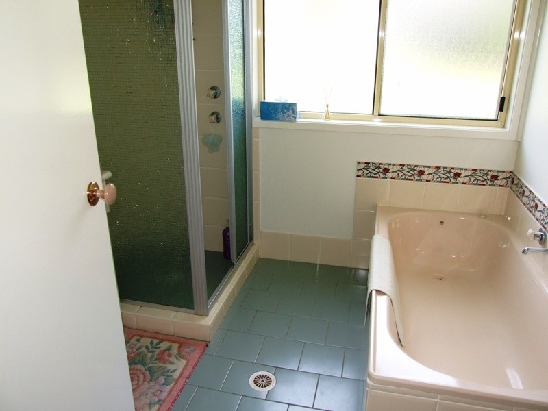 5 Hoylake Grove, Conjola Park NSW 2539