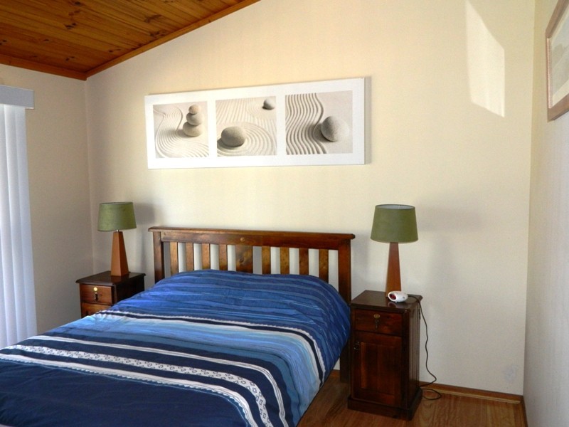 35 Lockhart Avenue, Mollymook Beach NSW 2539