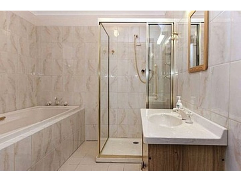 35 Lockhart Avenue, Mollymook Beach NSW 2539