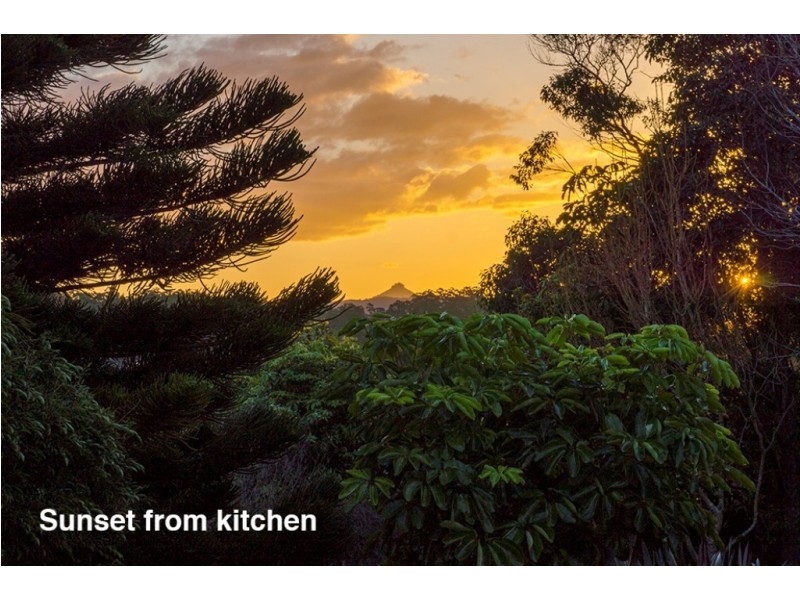 42 Pengana Crescent, Mollymook NSW 2539