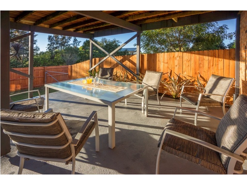 42 Pengana Crescent, Mollymook NSW 2539