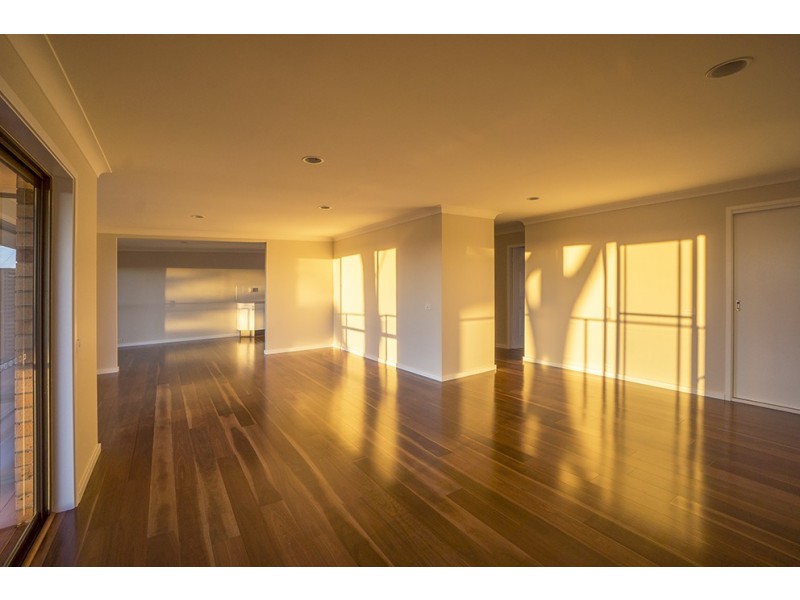 42 Pengana Crescent, Mollymook NSW 2539