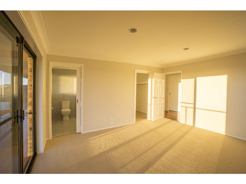 42 Pengana Crescent, Mollymook NSW 2539