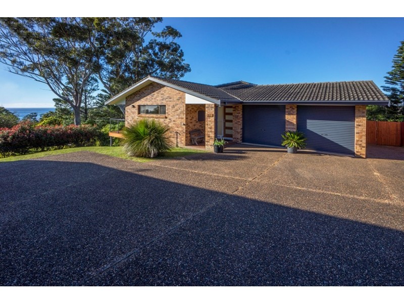 42 Pengana Crescent, Mollymook NSW 2539