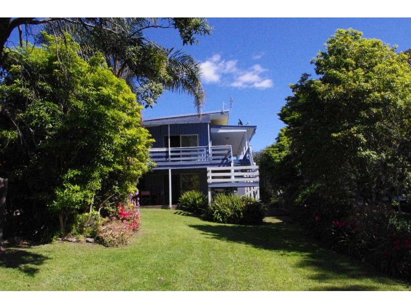 8 Ingold Avenue, Mollymook NSW 2539
