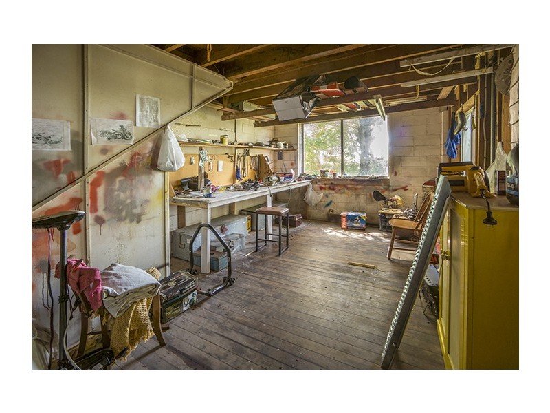 6 Mitchell Parade, Mollymook Beach NSW 2539