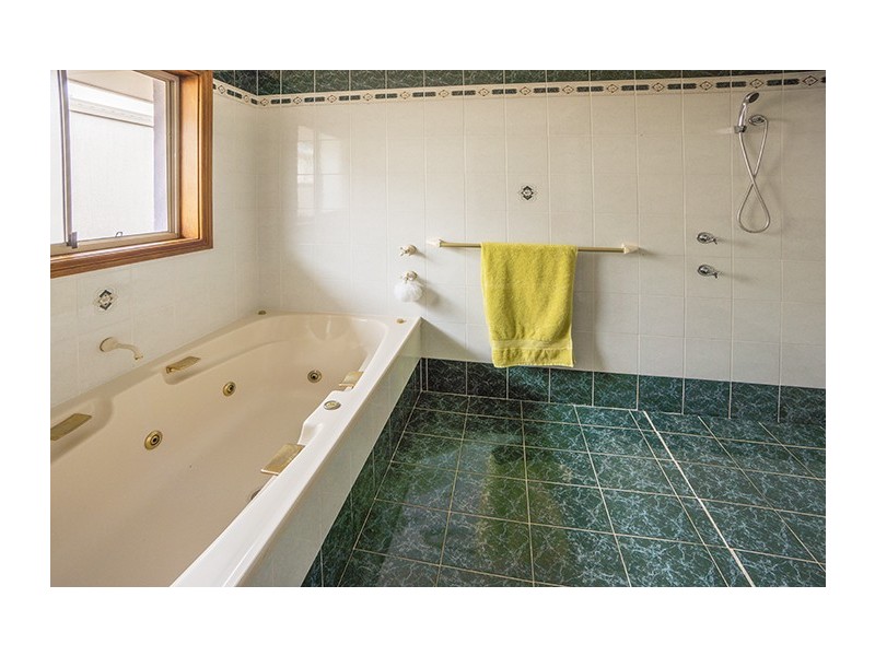 12 Casuarina Close, Burrill Lake NSW 2539