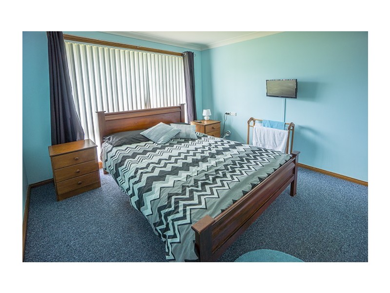 12 Casuarina Close, Burrill Lake NSW 2539