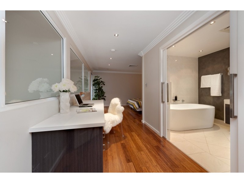 171 Mitchell Parade, Mollymook Beach NSW 2539