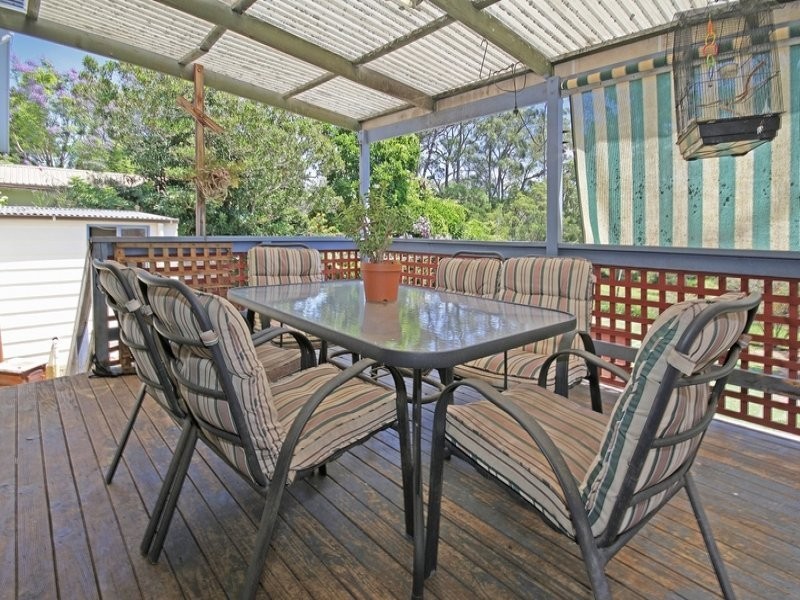 63 Cornfield Parade, Fishermans Paradise NSW 2539