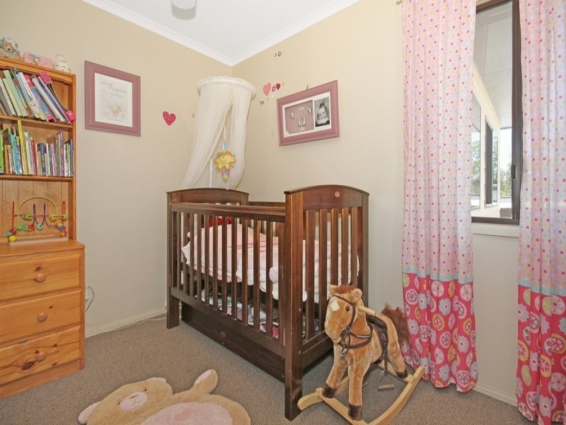 63 Cornfield Parade, Fishermans Paradise NSW 2539