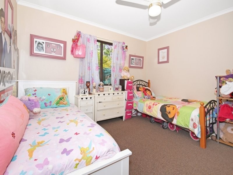 63 Cornfield Parade, Fishermans Paradise NSW 2539