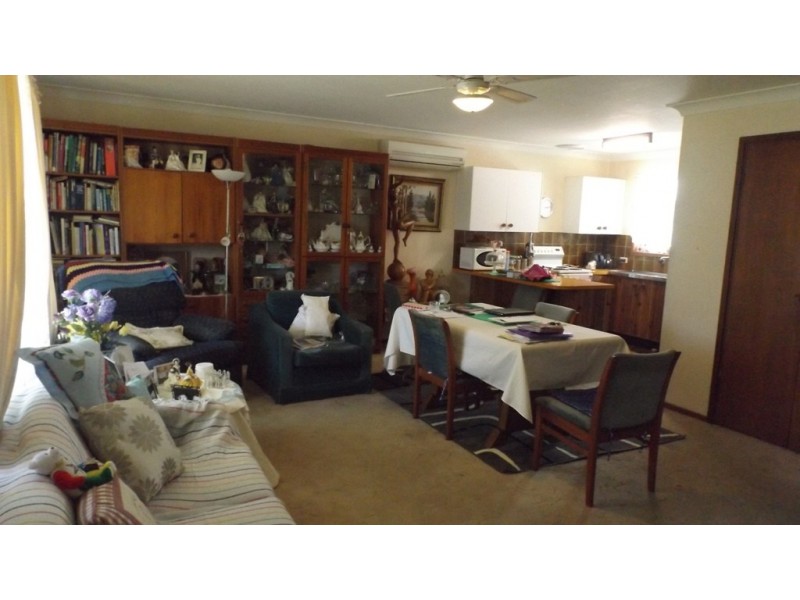 48 Wyoming Avenue, Burrill Lake NSW 2539