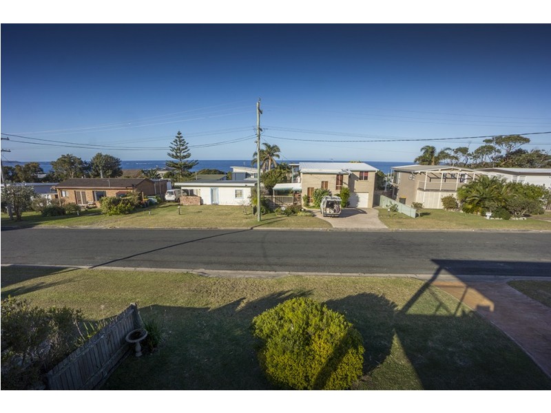 25 Highview Drive, Dolphin Point NSW 2539