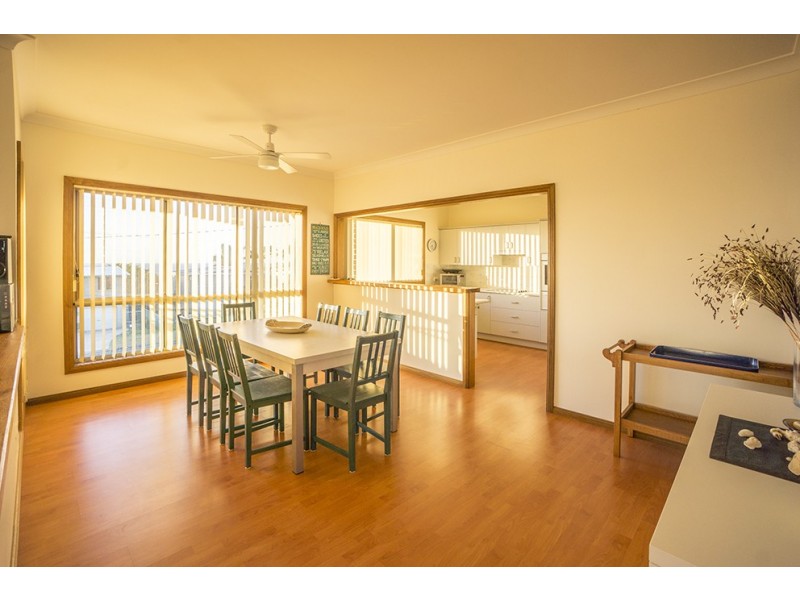 25 Highview Drive, Dolphin Point NSW 2539