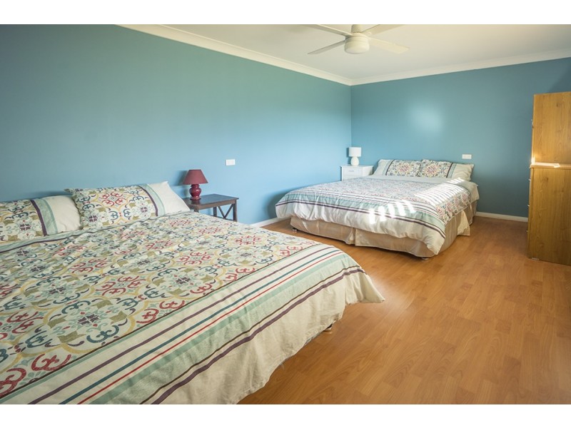 25 Highview Drive, Dolphin Point NSW 2539