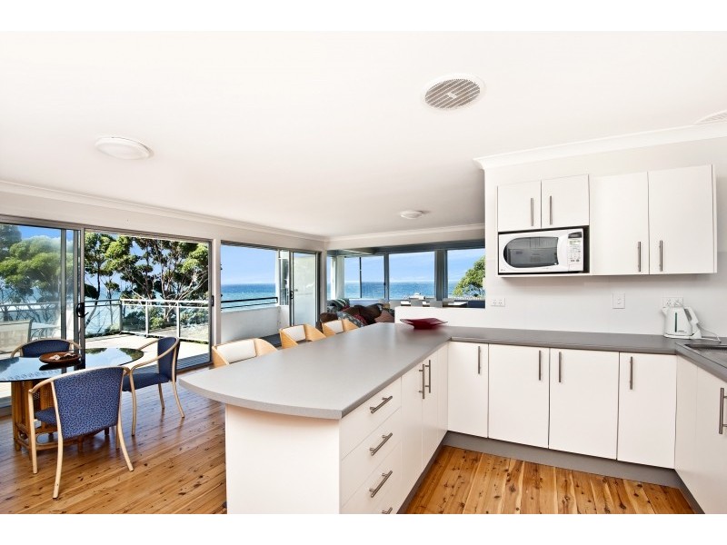 20 Shipton Crescent, Mollymook NSW 2539