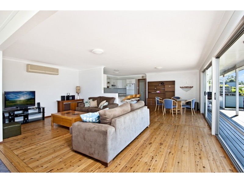 20 Shipton Crescent, Mollymook NSW 2539
