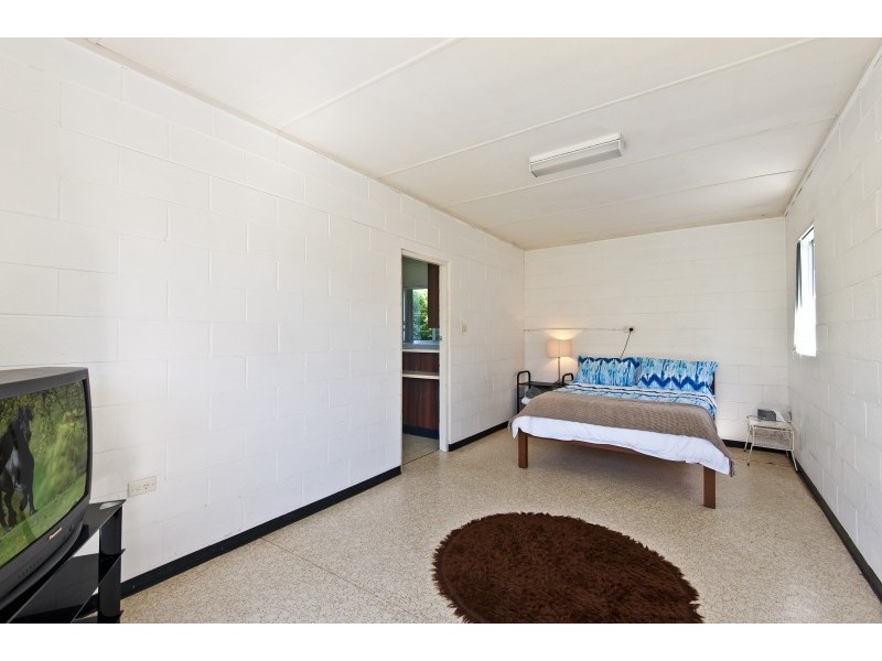 20 Shipton Crescent, Mollymook NSW 2539