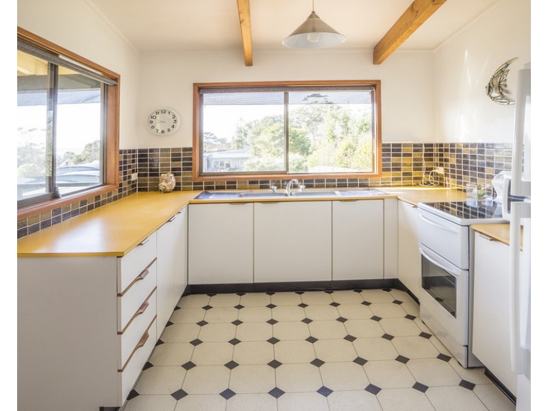 48 Bombora Crescent, Mollymook NSW 2539