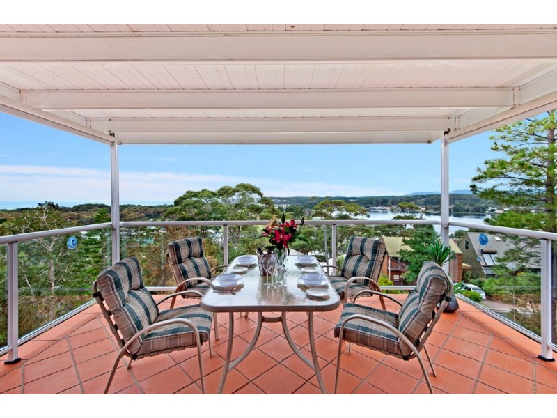 27 Canberra Crescent, Burrill Lake NSW 2539