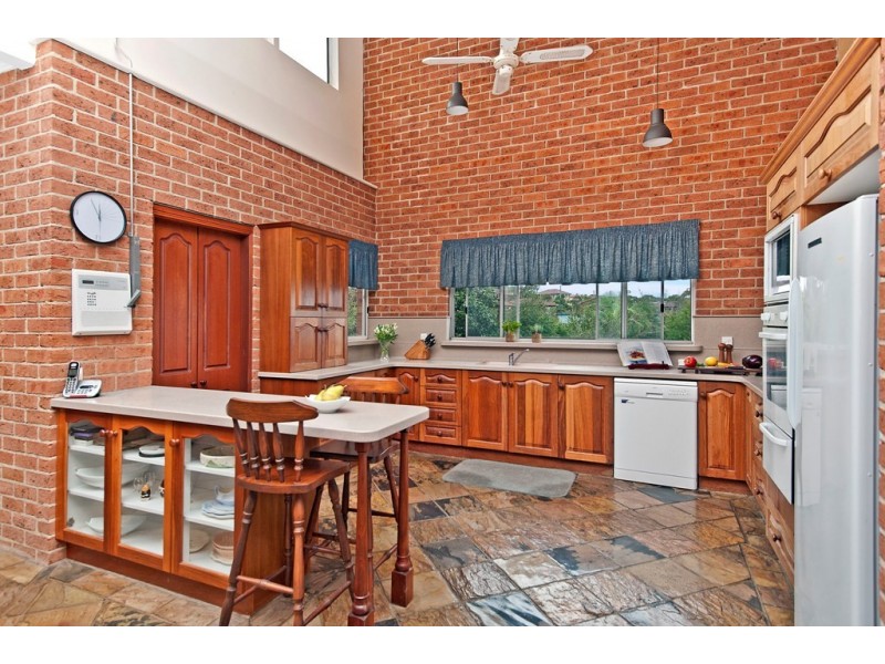 27 Canberra Crescent, Burrill Lake NSW 2539