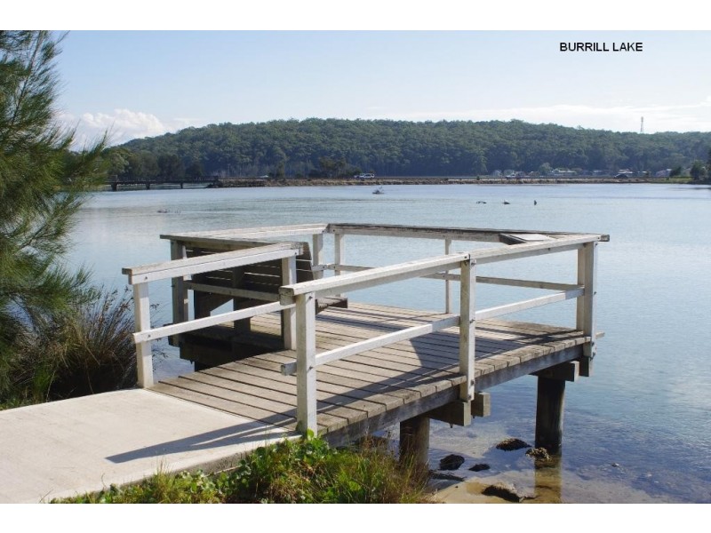 27 Canberra Crescent, Burrill Lake NSW 2539