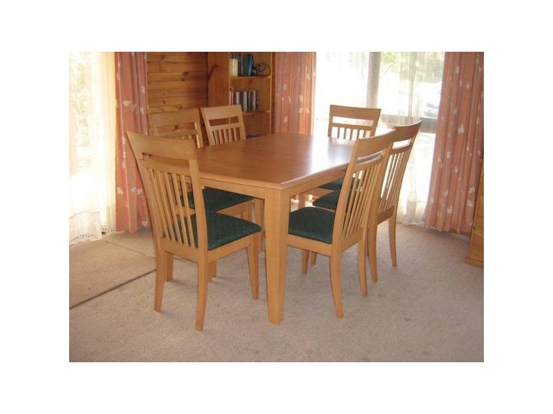 42 Lockhart St, Mollymook NSW 2539