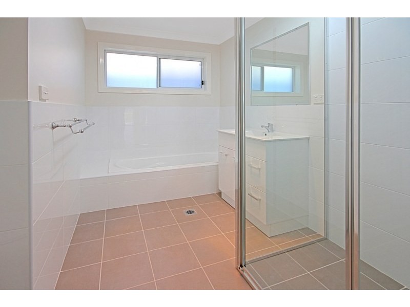 6 Red Gum Dr, Ulladulla NSW 2539