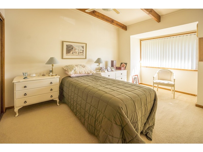 39 Normandy Street, Narrawallee NSW 2539