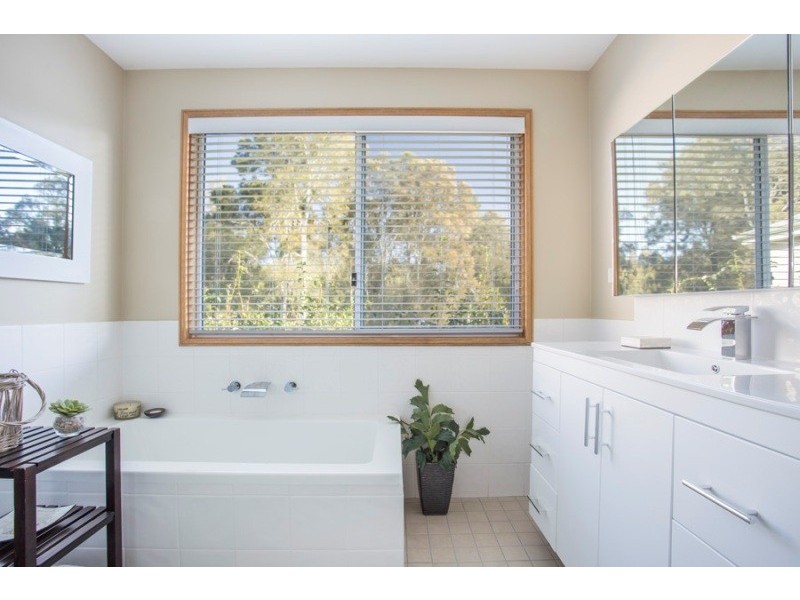 14 Sanderling Place, Bawley Point NSW 2539