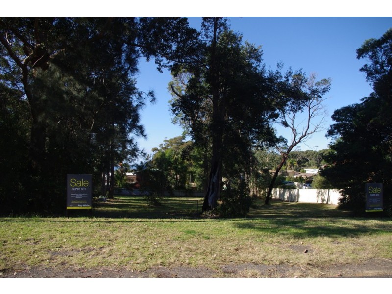 10 Davies Street, Mollymook NSW 2539