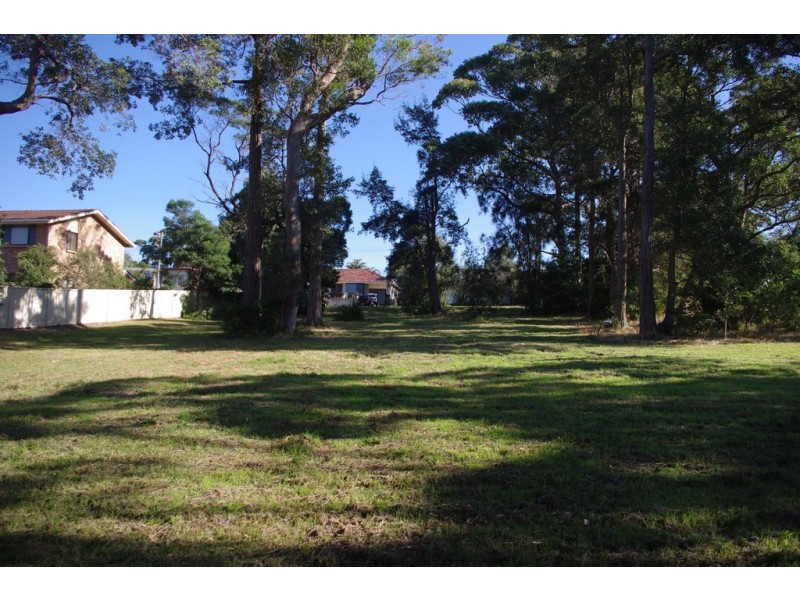 10 Davies Street, Mollymook NSW 2539