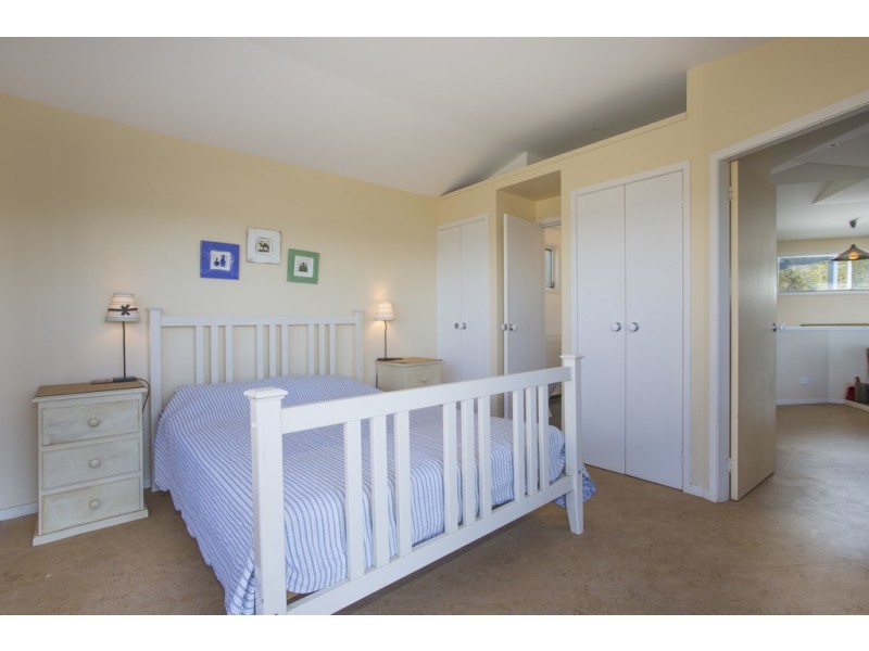 8 Panamuna Place, Kioloa NSW 2539