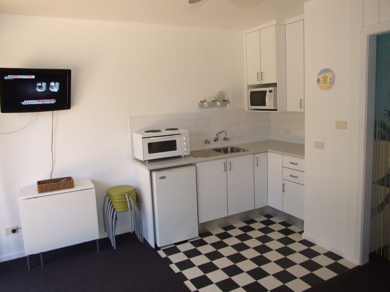 4/1 Mitchell Parade, Mollymook Beach NSW 2539