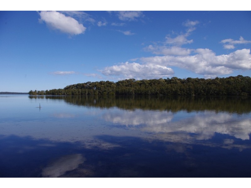 23 Deane Street, St Georges Basin NSW 2540