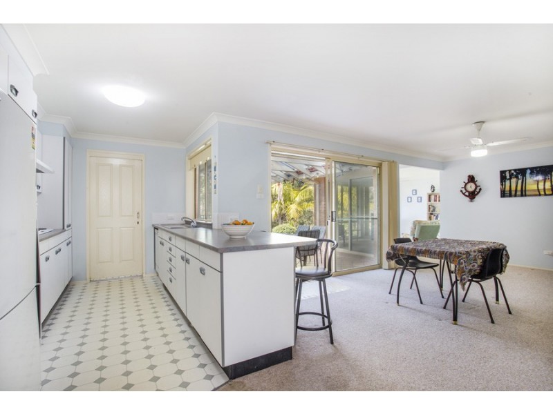 23 Scorpio Grove, Narrawallee NSW 2539