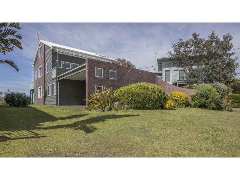 55 Kurrawa Drive, Kioloa NSW 2539