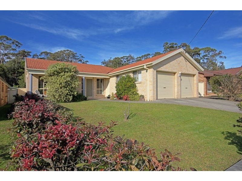 13 George Avenue, Kings Point NSW 2539