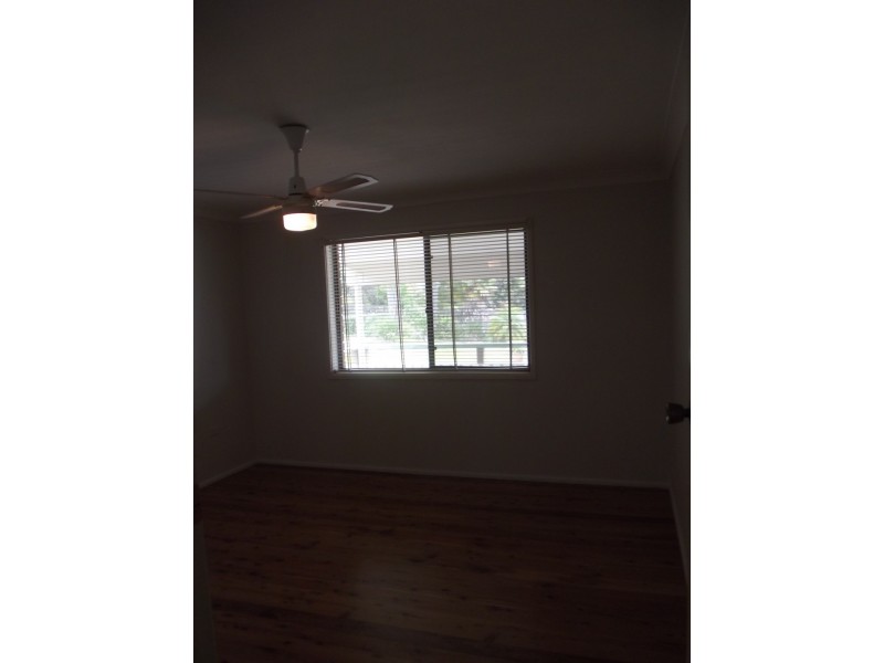 12 Buckland Street, Mollymook NSW 2539