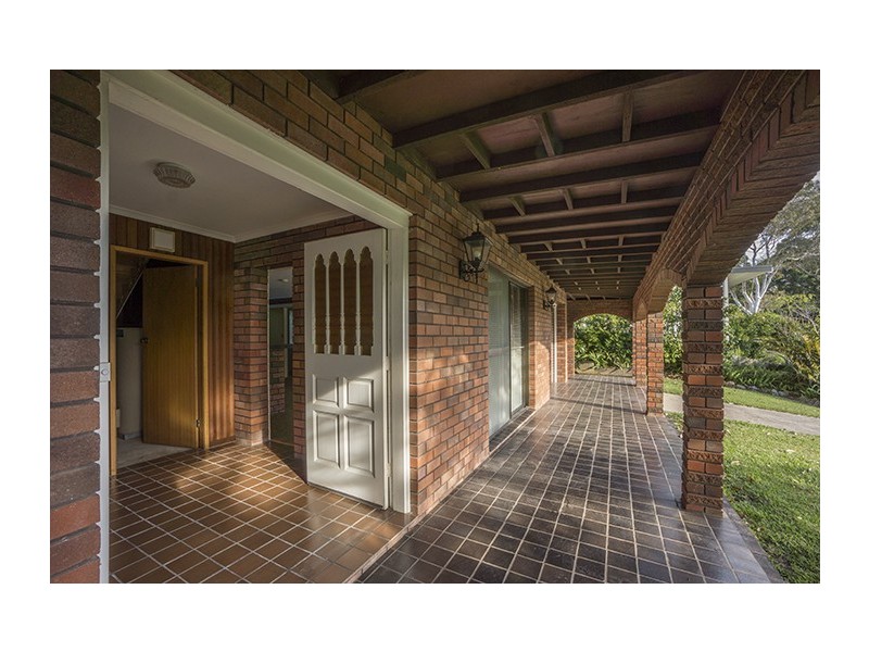 12 Buckland Street, Mollymook NSW 2539