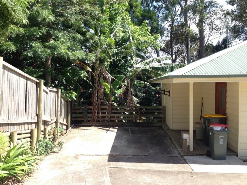 2a North East Place, Mollymook Beach NSW 2539