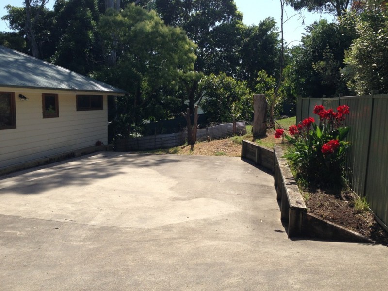 2a North East Place, Mollymook Beach NSW 2539