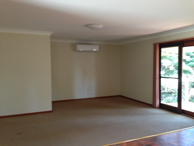 2a North East Place, Mollymook Beach NSW 2539