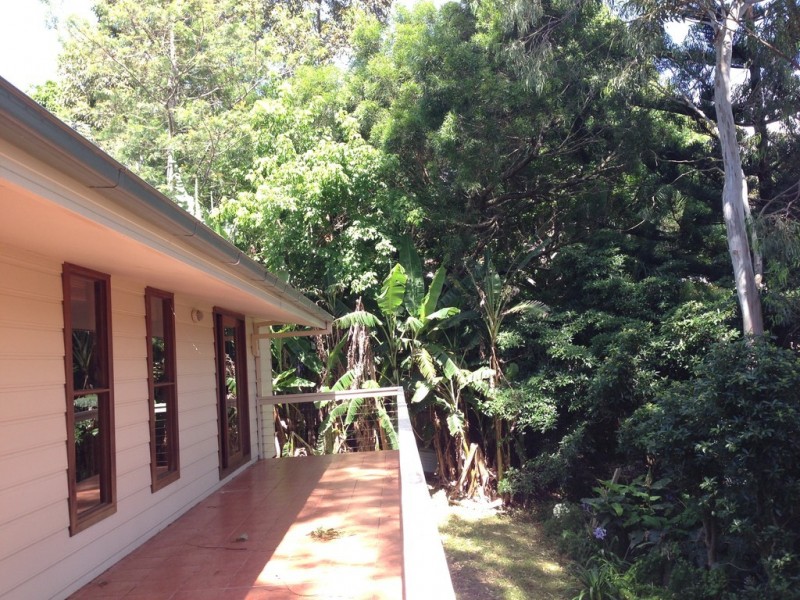 2a North East Place, Mollymook Beach NSW 2539