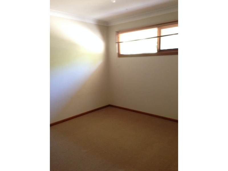 2a North East Place, Mollymook Beach NSW 2539