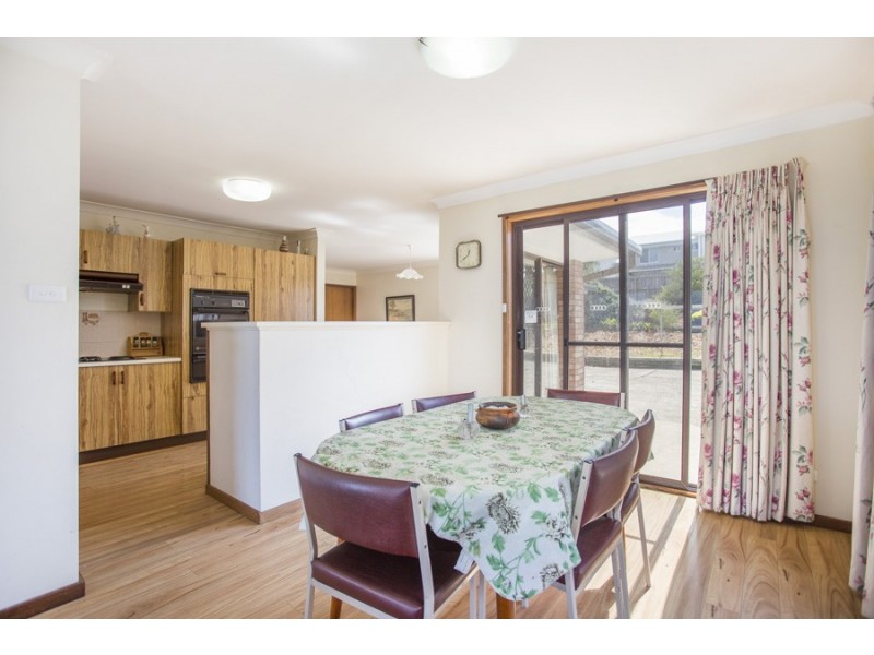 20 Rennies Beach Close, Ulladulla NSW 2539