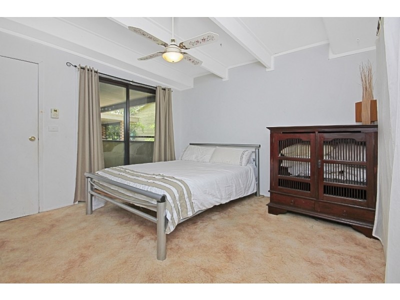 10 Acacia Street, Fishermans Paradise NSW 2539