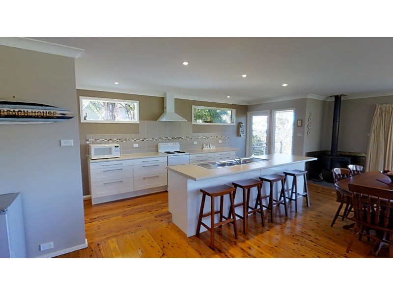 106 Matron Porter Drive cnr Victor Avenue, Narrawallee NSW 2539
